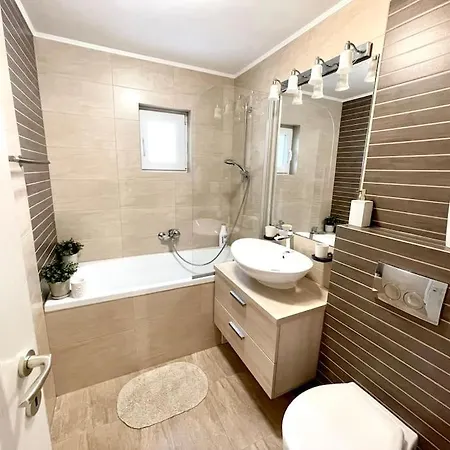 Lägenhet Cozy Parkside Entire Cluj-Napoca